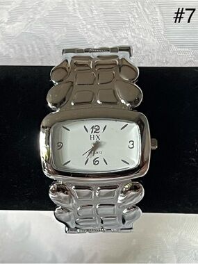HX Quartz Silver Tone Sculptural Bangle Watch - Modern Chic